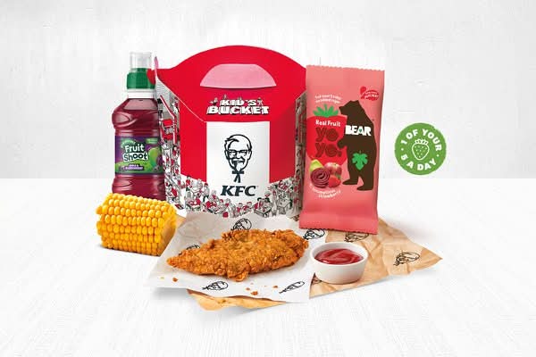Kids' Bucket: Mini Fillet & Dip