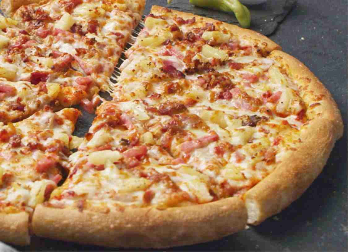 Super Hawaiian Pizza