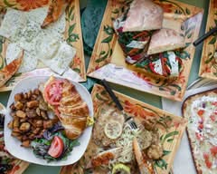 La Fata's Eatery (19 north st)