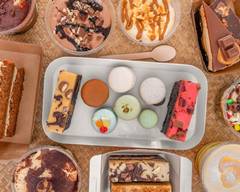 Cuteneys Cakes & Desserts 