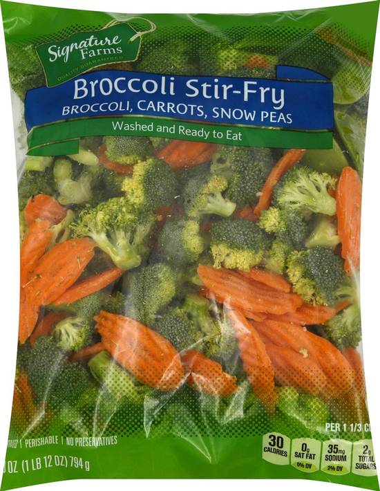 Order Signature Farms · Broccoli Stir Fry with Carrots & Snow Peas (28 oz) food online from Safeway store, Eureka on bringmethat.com