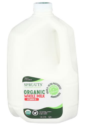 Sprouts Organic Vitamin D Milk