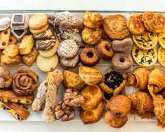 Johanna's Bakery and Restaurant (7 Catoctin Cir SE)