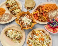 Boyos Market and Taqueria