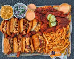 Dave's Hot Chicken (5291 Gosford Rd)