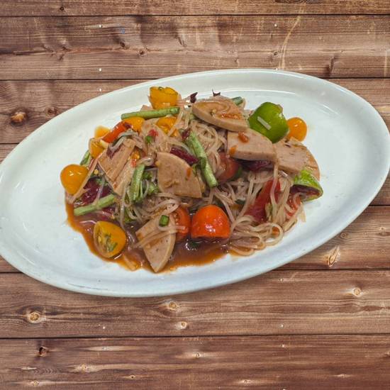 Spicy Rice Noodle Salad w/Pork Sausage ตำเส้นเล็ก หมูยอ ปลาร้า