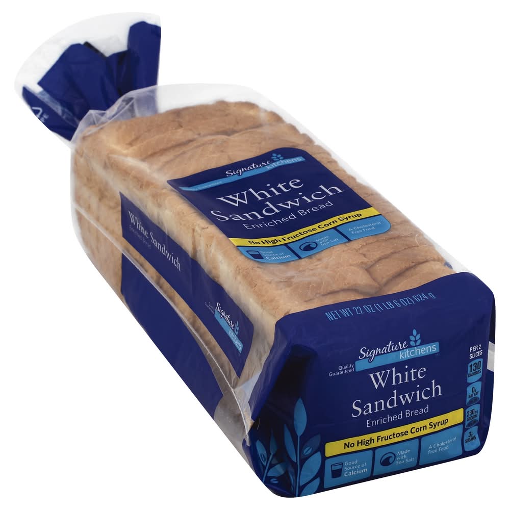 Signature Kitchens White Sandwich Enriched Bread (22 oz)