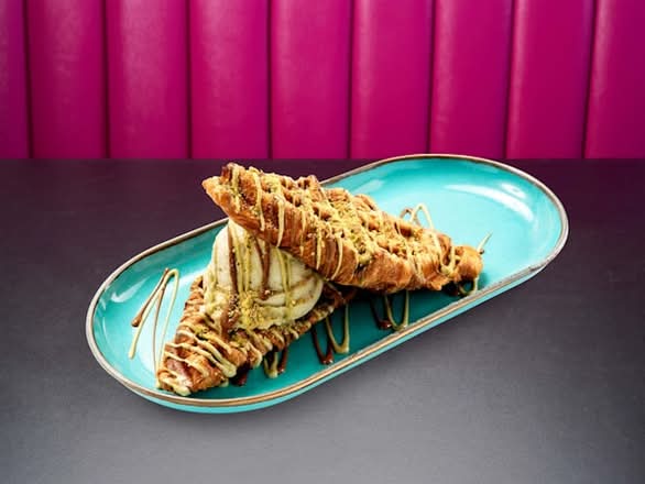 Pistachio Croffle