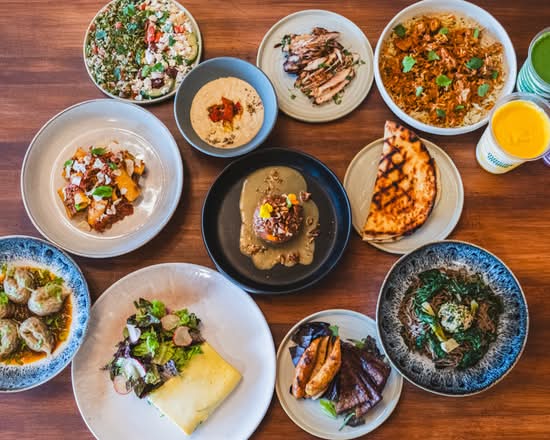 Cafe Privé (104 Railroad Ave)