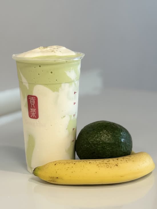 Fresh Banana Avocado smoothie