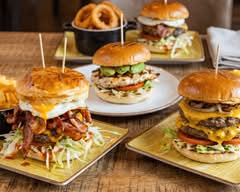 "Horse In Pub" Burgers 🍔