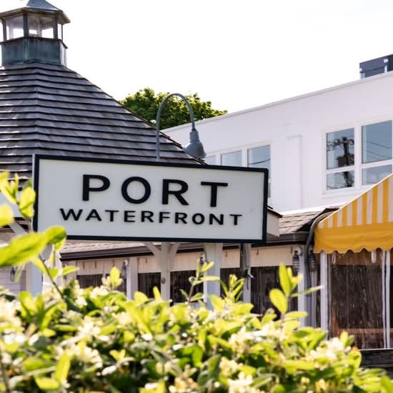 Port Waterfront Bar and Grill