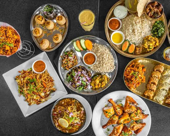 Mad Momo & Hakka (2606 Eglinton Avenue East)