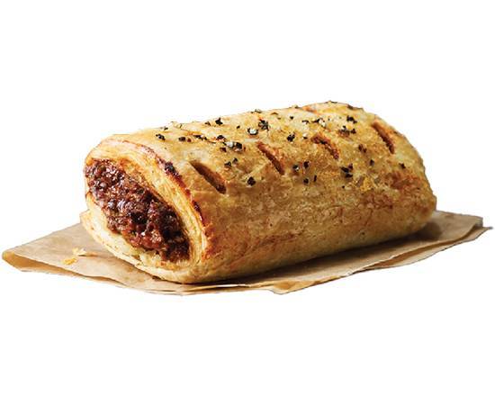 Gourmet Angus Beef and Cracked Pepper Sausgae Roll