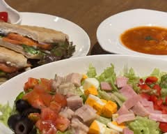 パニーニとスイーツカフェ 【 Cafe Brico 】