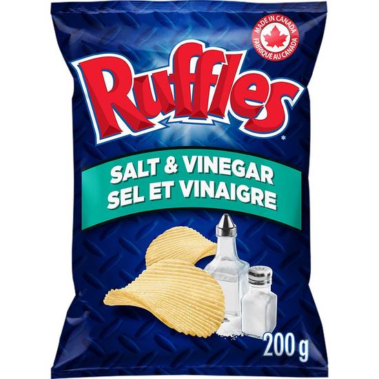 Ruffles Salt & Vinegar Potato Chips (200 g)