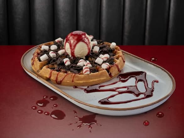 Bloody Oreo Wazzup Waffle