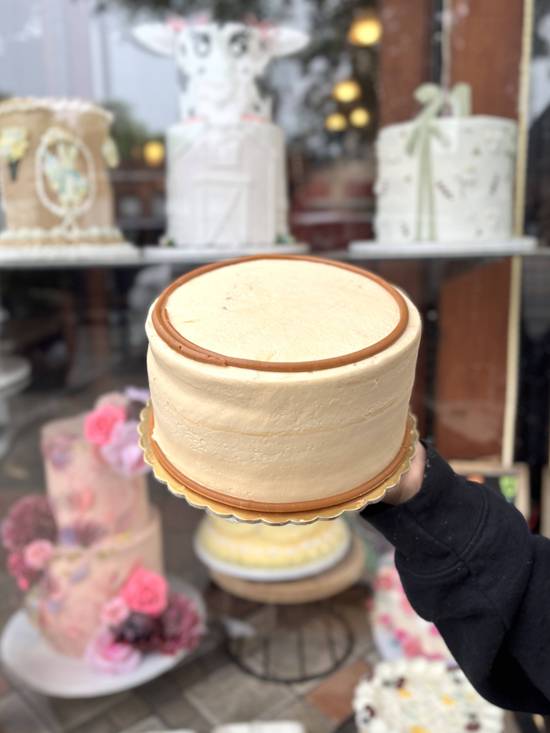 Dulce De Leche Cake