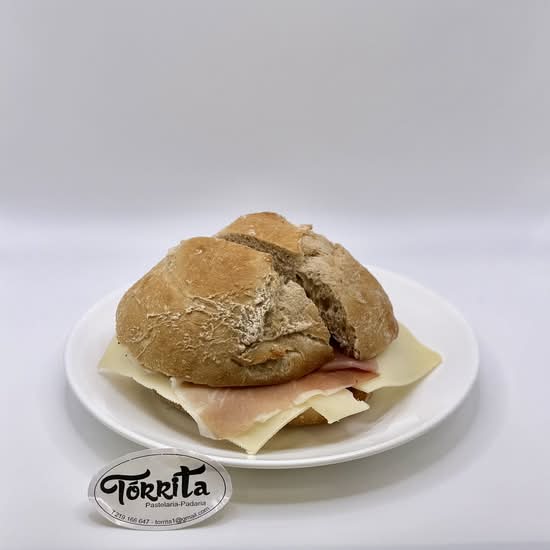 Sandes de Queijo e Presunto