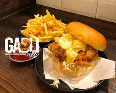 食べ応え抜群の唐揚げチキンバーガーGABLI(ガブリ)諏訪ノ森店