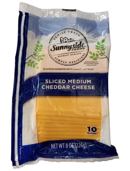 Sunnyside Farms Natural Medium Cheddar Slices (7 oz, 10 ct)