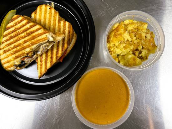 Pressed! (451 Melwood Ave)