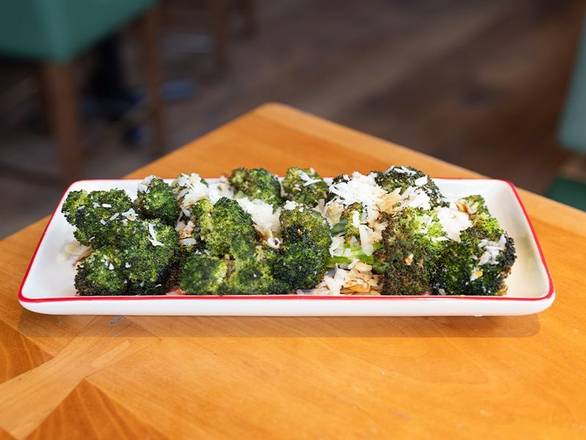 Large Lemon Garlic Roasted Broccoli