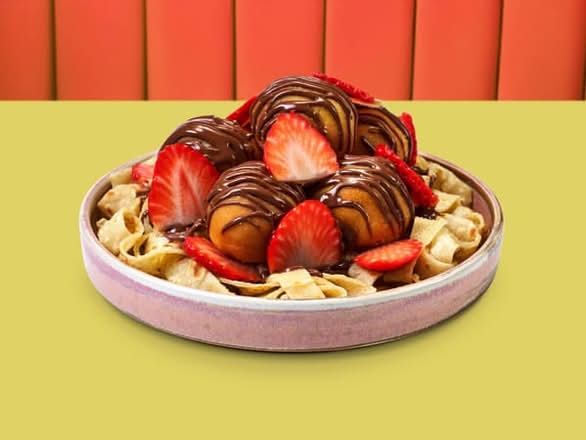 Berry Blossom Nest