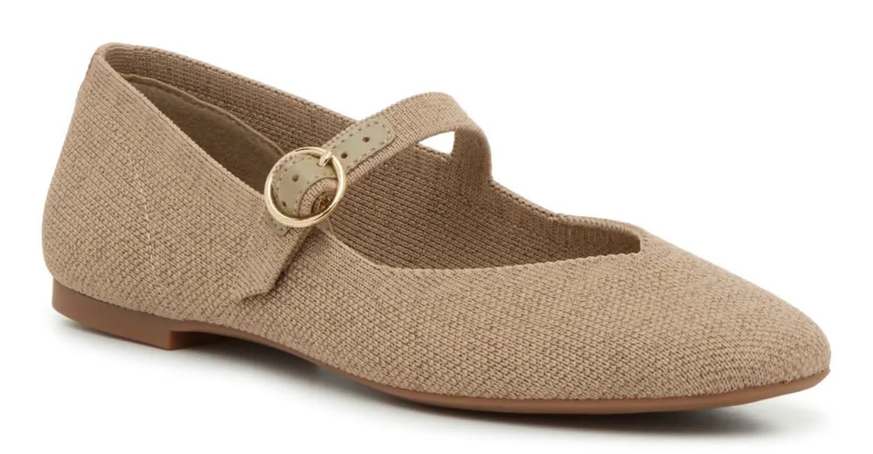 Kelly & Katie Tajah Mary Jane Flat (Beige Glitter Medium - 7)