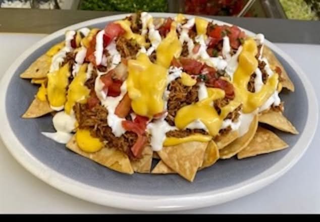 MEDIUM  SALMON NACHOS