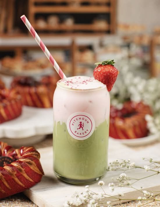 Seasonal drink - Strawberry Matcha Latte - ICED