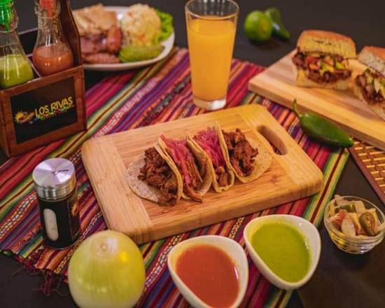 Los Rivas mexican food