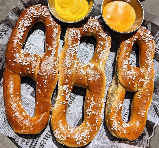 Real Deal Philly Pretzel (3)