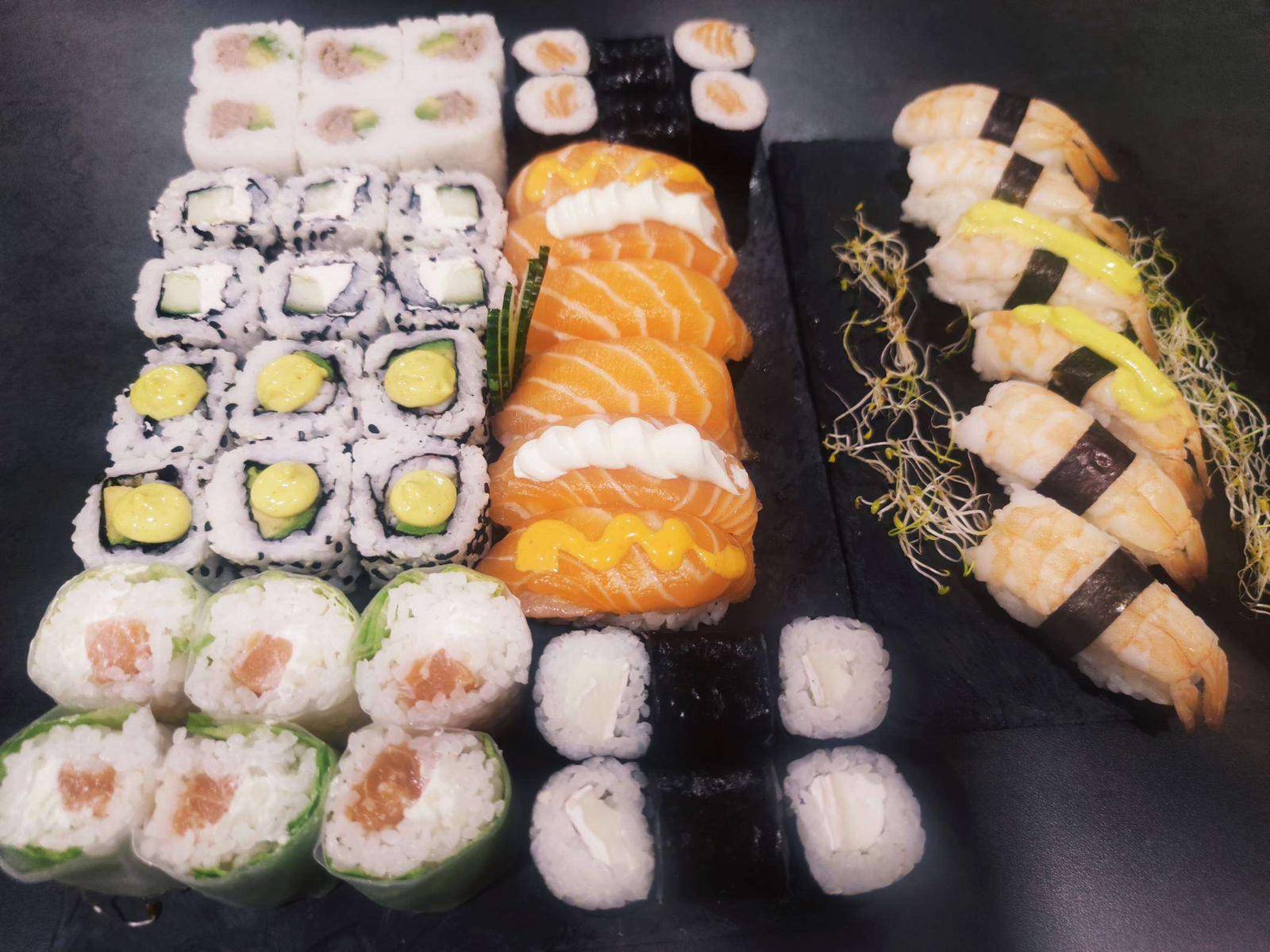 Plateau Phuket 🤩🥑🍤🍱