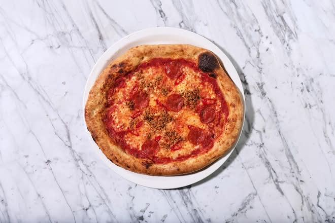 Peoperoni, Spicy Sausage & Chilli Pizza