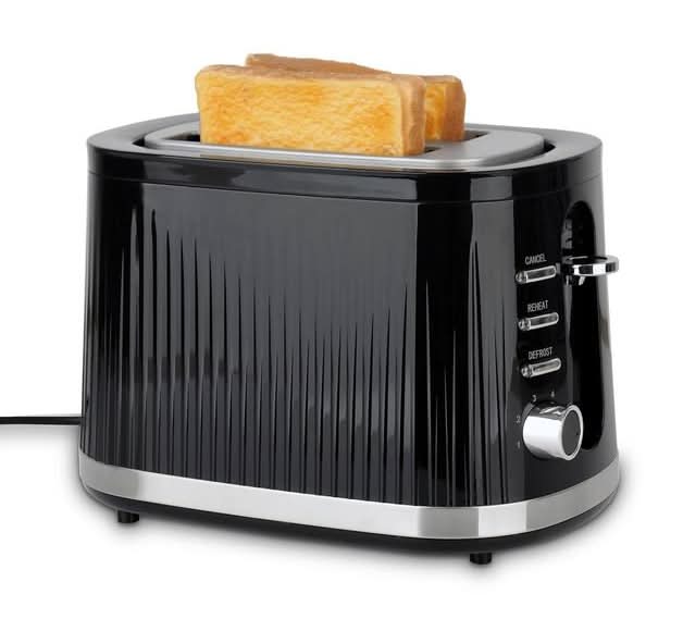 Nutmeg Home Fluted Toaster Black