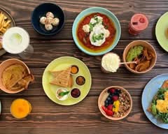 Emilia Brunch & Cocktails