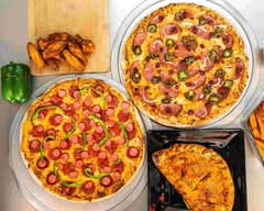 Detenla Pizza, Polaco. 