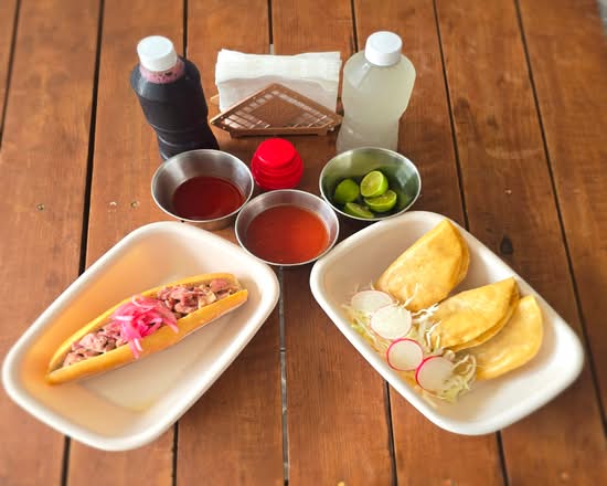 Tortas Ahogadas Chinbombis (Guadalajara)