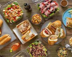 Bella Vita Deli (69 lake road)