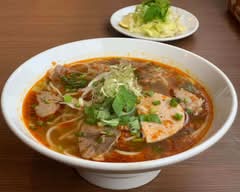 Nieu Quan 大阪