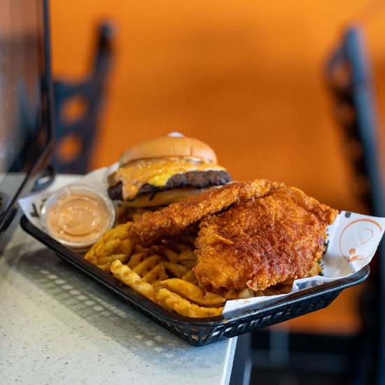 Yoyo chicken ( Woodside )
