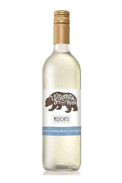 Yosemite Road Pink Moscato Wine (750 ml)