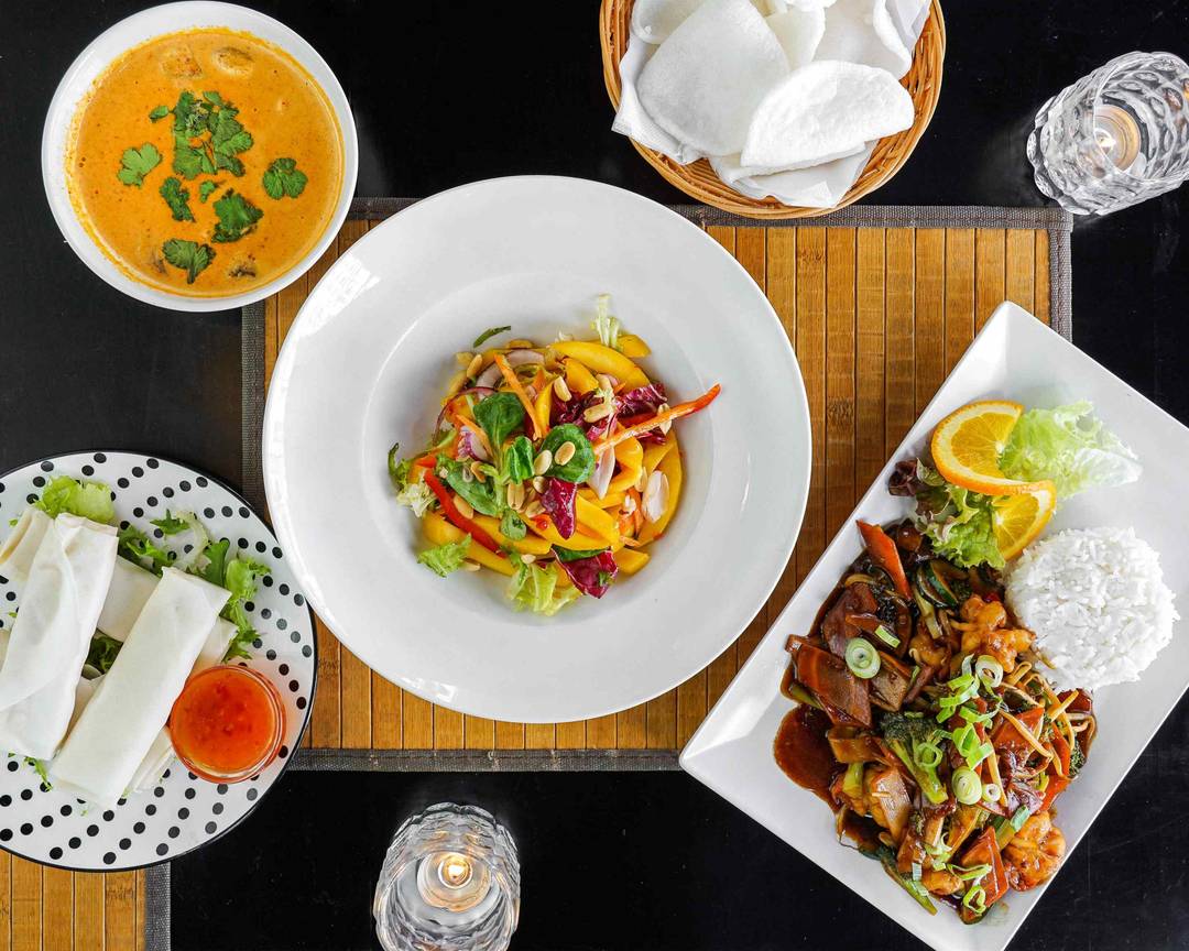 van Oona Asian Restaurant in Leuven Menu en prijzen Uber Eats