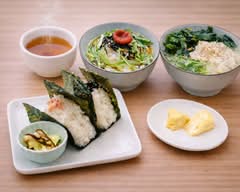 コーヒーと自家焙煎ほうじ茶専門店 小林商店　ko-hi-tozikabaisenhouzichasenmonten kobayashishouten