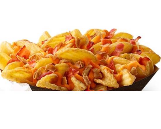 Potatoes + cheddar fondu et oignons frits