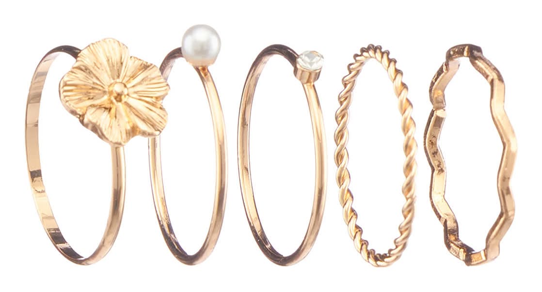 Pearl Flower Rings 5 Ct