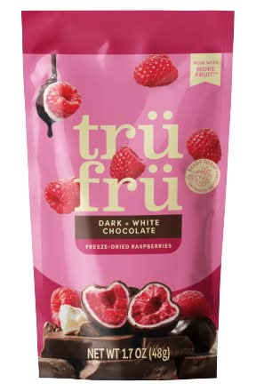 Trü Frü Freeze Dried Raspberries, White & Dark Chocolate (1.7 oz)