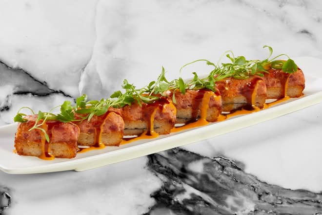 Spicy Tuna & Crispy Rice (6)