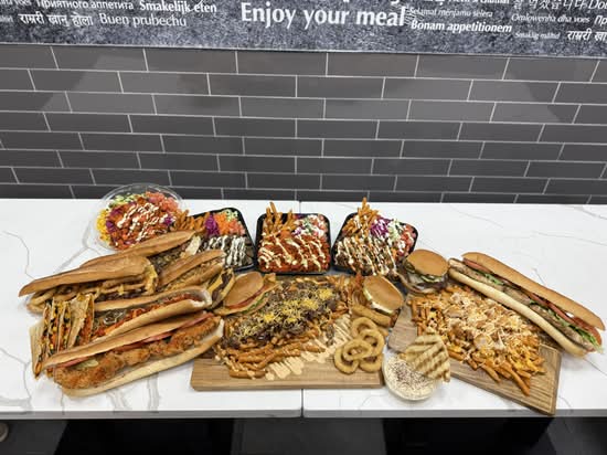 Hunchos Halal Spot (24-06 34th Ave)